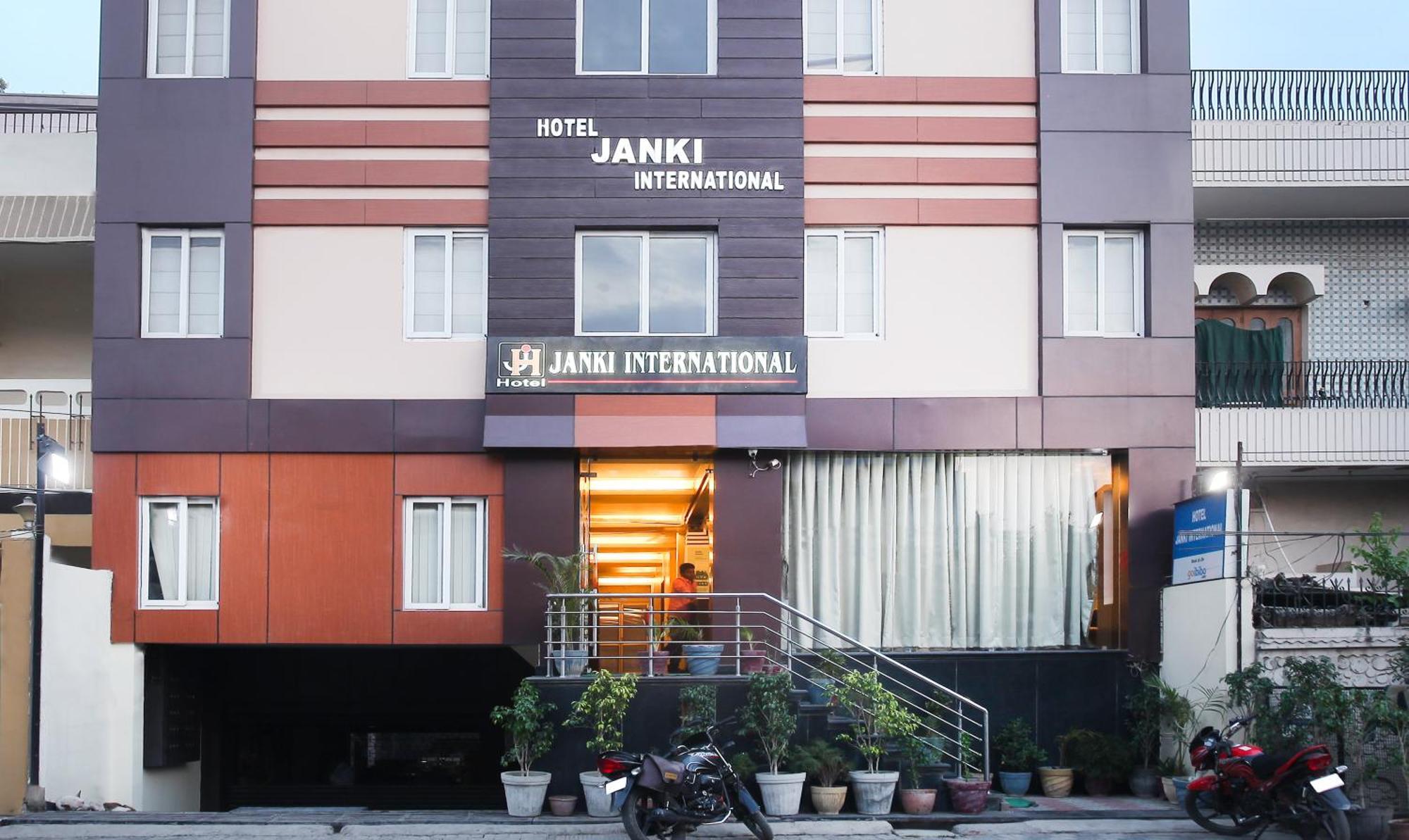 Hotel Janki International 3 Km From Kashi Vishwanath Temple Free Pickup From Railway Station - Varanasi, Varanasi